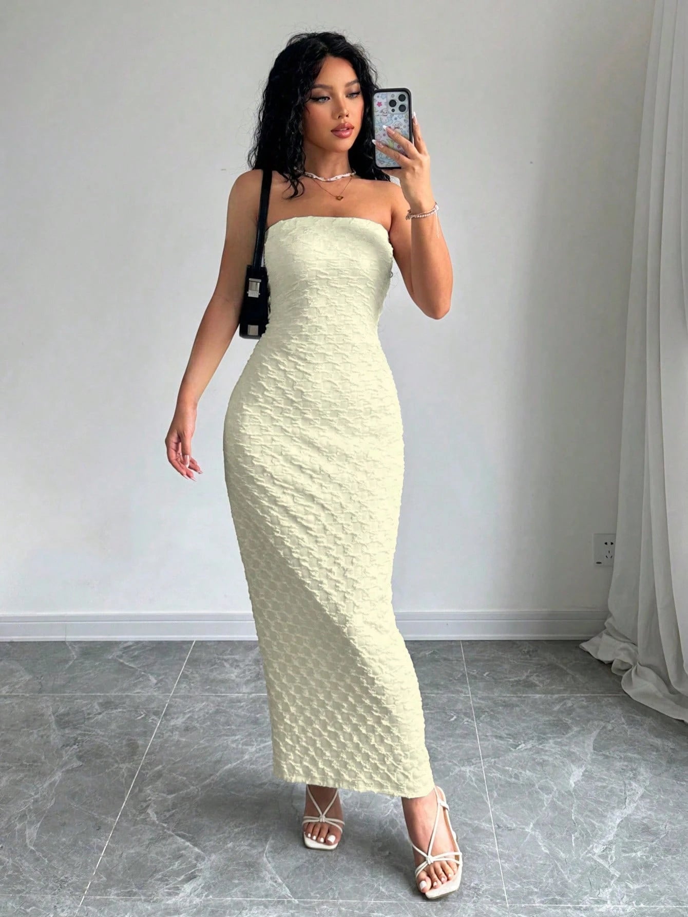 "Eleganza™ Strapless Textured Maxi Dress – Classy. Chic. Captivating."